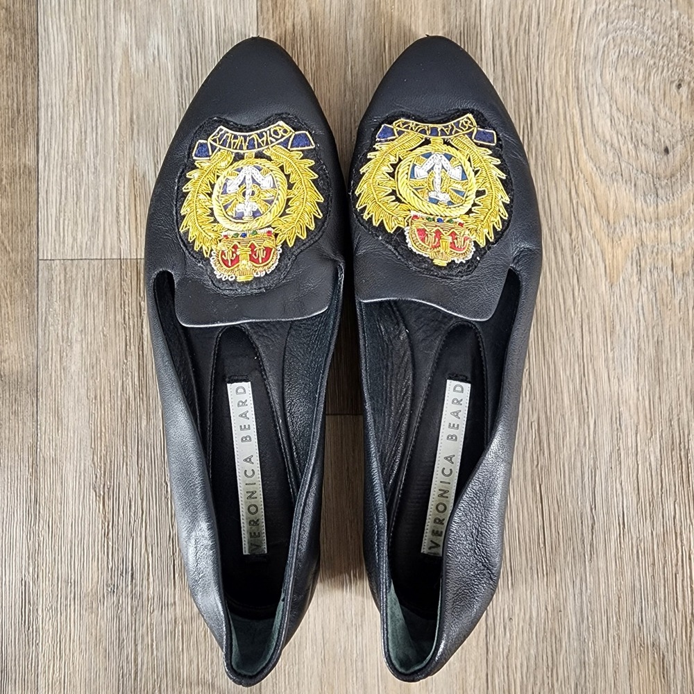 Veronica Beard‎ Black Leather Royal Navy Crest Emblem Loafers Women's Size 5.5